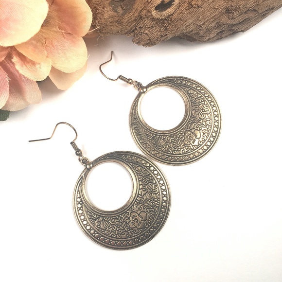 Boho Ethnic Dangle Earrings - Picture 7 of 10